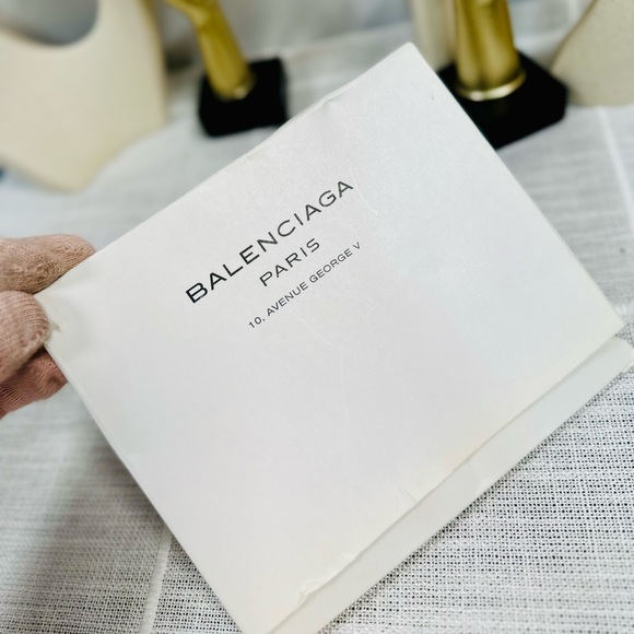 NEW! Balenciaga Parfums Ivory Gold Pouchette - Picture 11 of 12